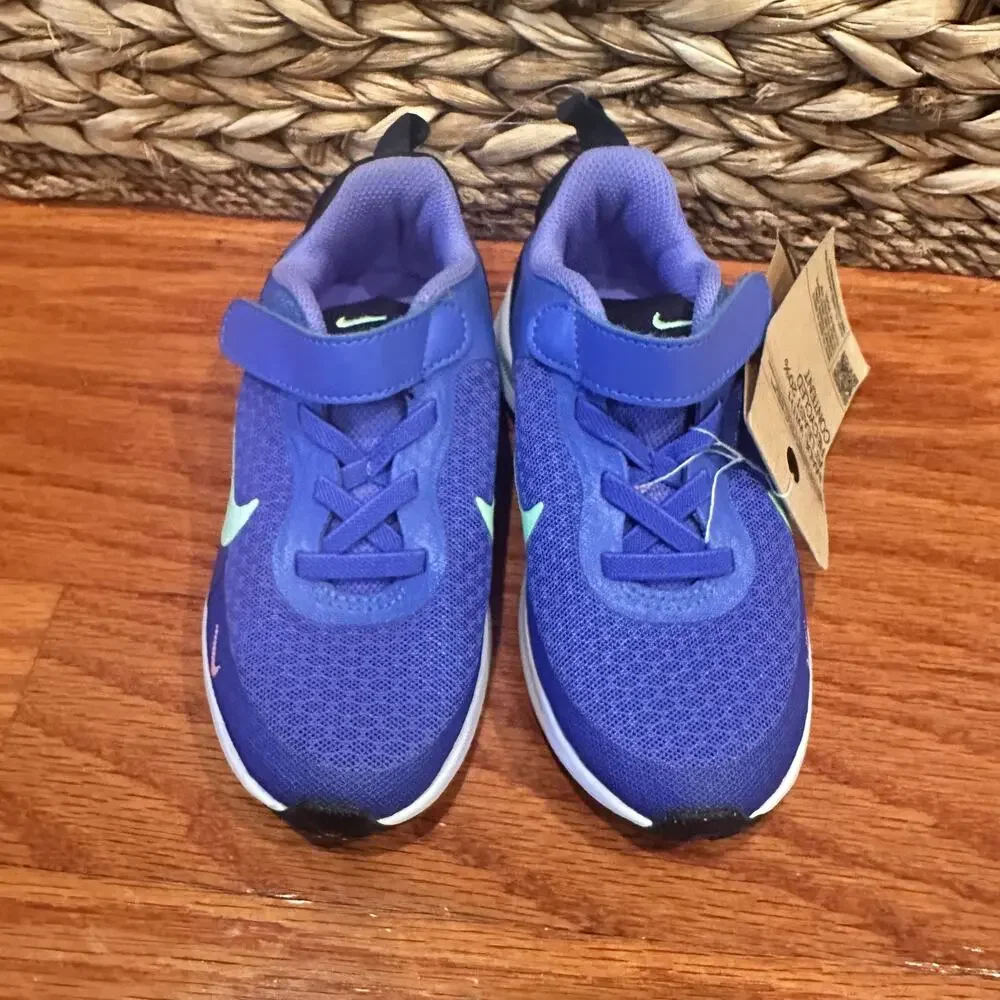 Nike Revolution 7 PSV Sneakers sz 10 Nike Sneakers